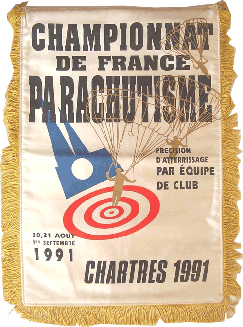 Championnats de France Parachutisme CHARTRES 1991 petit fanion  40  x  32 cm 